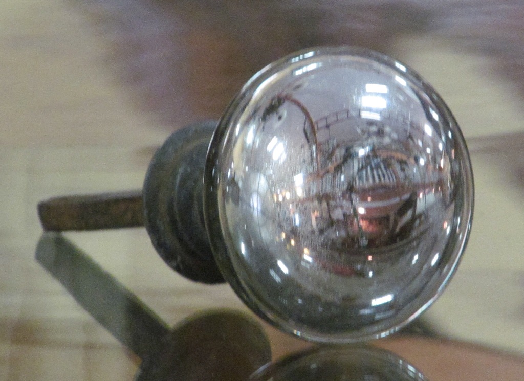 antique door knobs MJ