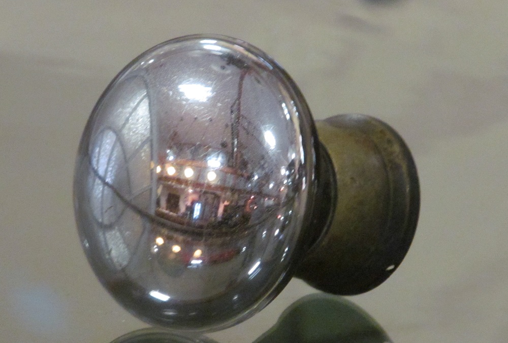 antique door knobs LT