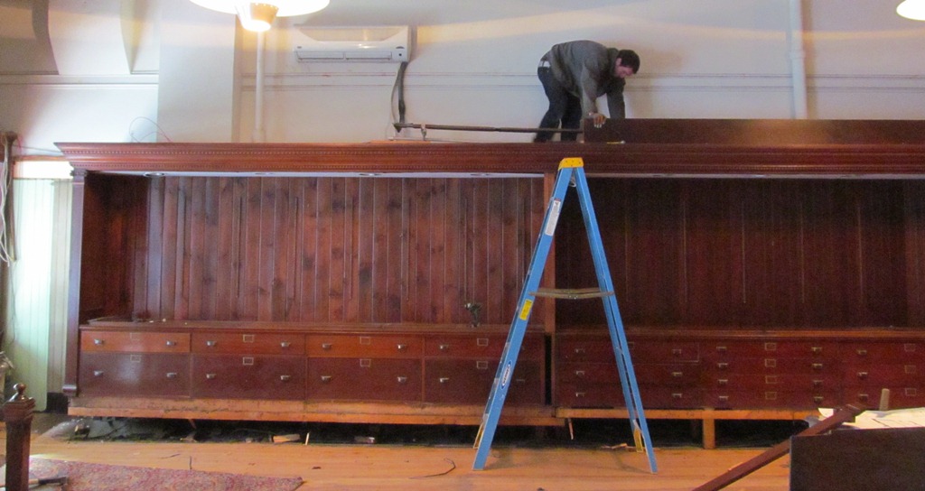 Nor'East Architectural Salvage of South Hampton, NH. Antique Building Materials for Restoration