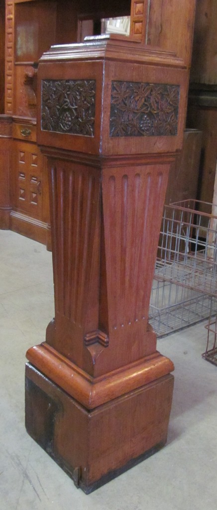 set 3 poplar newel posts BKJ