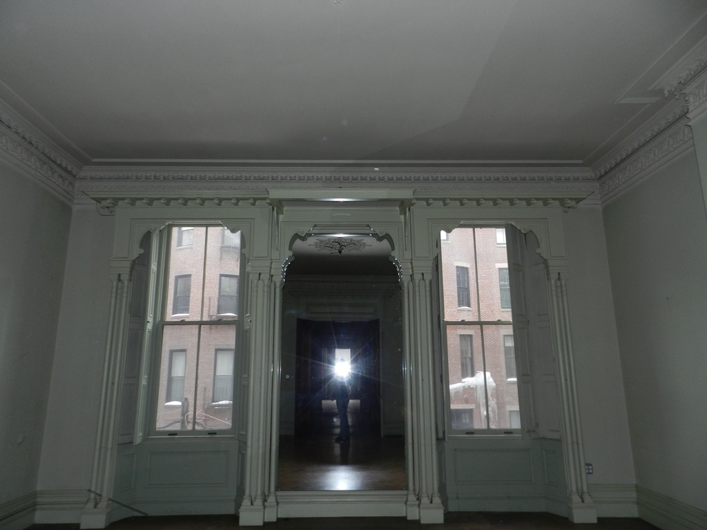 Nor'East Architectural Salvage of South Hampton, NH. Antique Building