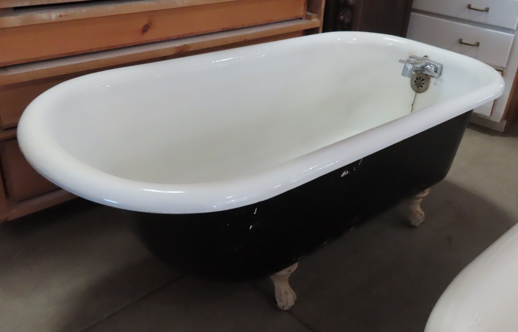 Nor East Architectural Salvage Of South, 58 1 2 X 30 Bathtub